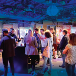 Gruppe von Personen auf einem Event